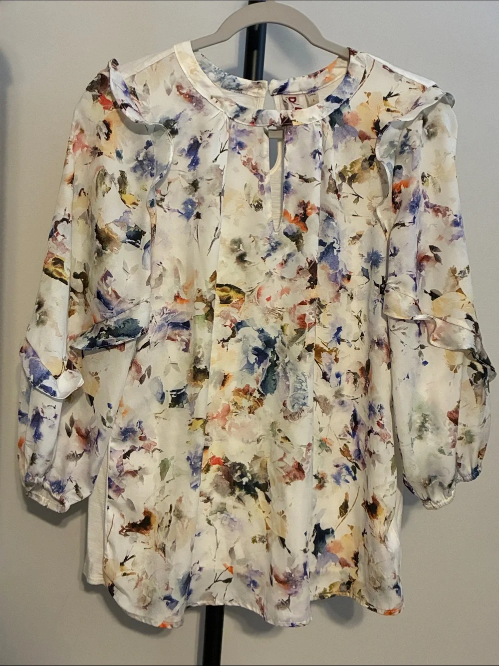 Anthropologie Dolan Araminta Cream Floral Ruffle Keyhole Blouse Small